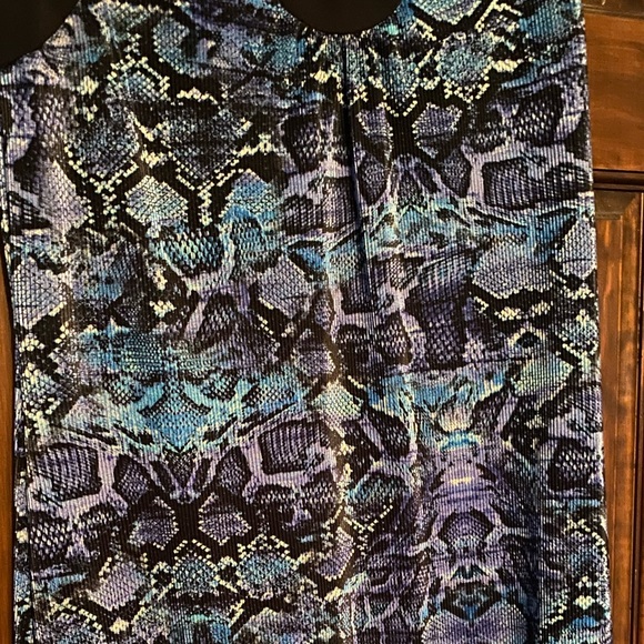 Spring sleeveless patterned midi dress - Picture 3 of 5